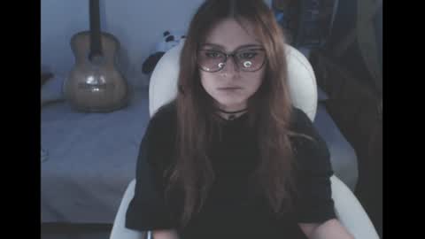 Snapshot of flor3citarockera chatting on June 13, 7:34 pm flor3citarockera online show from June 13, 7:34 pm
