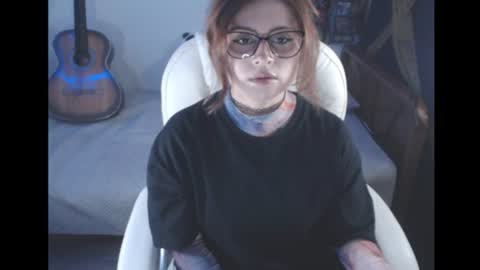 Snapshot of flor3citarockera chatting on June 15, 4:31 pm flor3citarockera online show from June 15, 4:31 pm