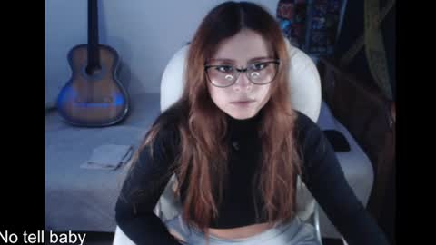Snapshot of flor3citarockera chatting on June 16, 1:36 pm flor3citarockera online show from June 16, 1:36 pm