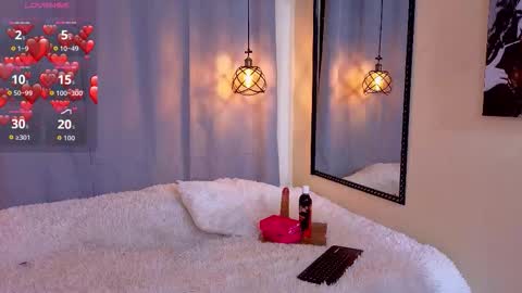 flor_gil online show from February 18, 2:51 am