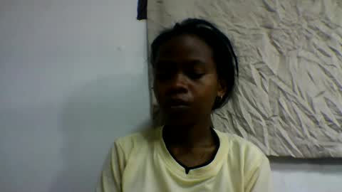 Snapshot of flora48230522373 chatting on July 10, 8:07 am flora48230522373 online show from July 10, 8:07 am