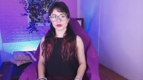 flora_blue online show from October 22, 12:05 pm
