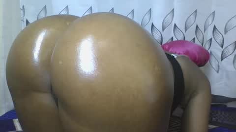 Snapshot of flora_fantasy chatting on May 11, 9:12 pm fantasy online show from May 11, 9:12 pm