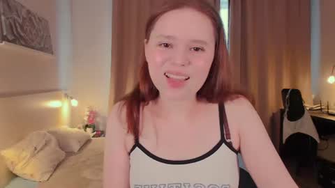Snapshot of flora_fiore chatting on July 21, 6:38 am Hayley I WILL COME BACK ON MAY 27TH 6pm UTC online show from July 21, 6:38 am