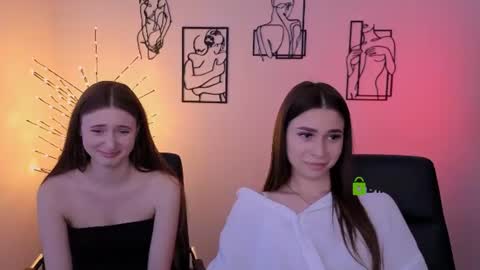 Snapshot of flora_ri chatting on July 17, 9:16 am just ask me online show from July 17, 9:16 am