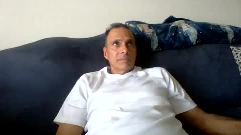 Hero of the Misfits online show from February 9, 7:30 pm