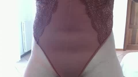 Snapshot of florya4you chatting on May 23, 1:59 pm florya4you online show from May 23, 1:59 pm