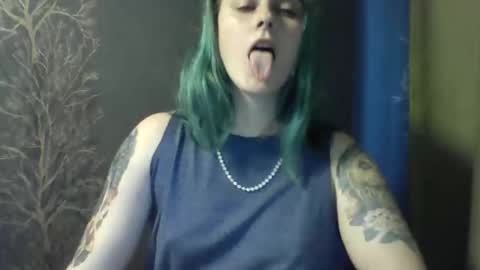 Snapshot of flower_bluee chatting on May 21, 4:25 pm Ambika 3 online show from May 21, 4:25 pm