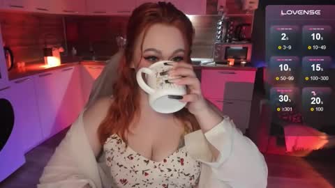 Snapshot of flower_camellia chatting on December 17, 8:32 pm Camelia online show from December 17, 8:32 pm