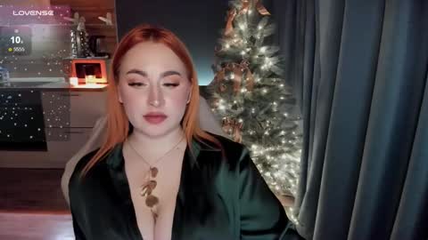 Snapshot of flower_camellia chatting on December 27, 12:07 am Camelia online show from December 27, 12:07 am