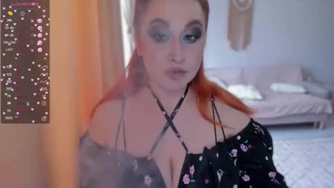 Snapshot of flower_camellia chatting on October 19, 6:58 am Camelia online show from October 19, 6:58 am