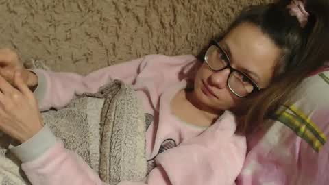 say meow and send tip  online show from December 2, 6:54 pm