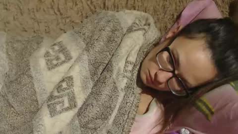 say meow and send tip  online show from December 2, 10:01 pm