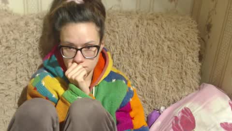 say meow and send tip  online show from December 6, 12:38 pm