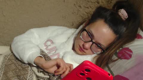 say meow and send tip  online show from December 14, 7:03 pm