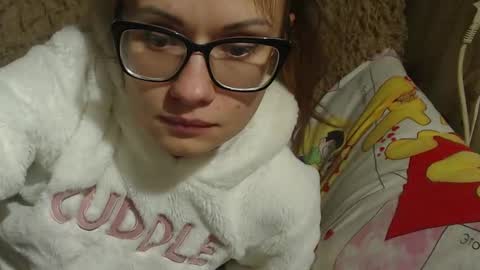 say meow and send tip  online show from December 27, 4:10 pm