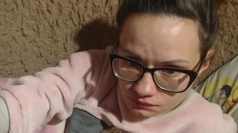 say meow and send tip  online show from January 12, 7:42 pm