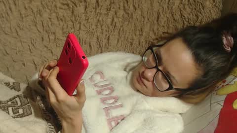 say meow and send tip  online show from January 17, 7:05 pm