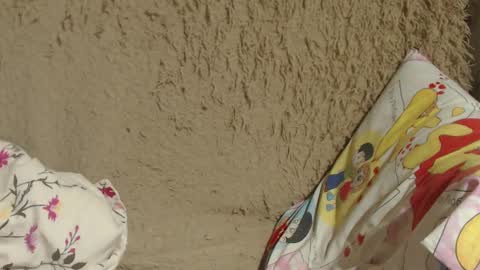 say meow and send tip  online show from February 18, 2:38 pm