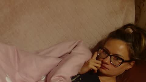 say meow and send tip  online show from October 2, 5:09 pm