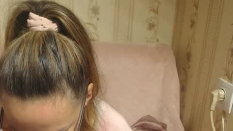 say meow and send tip  online show from October 18, 9:10 am