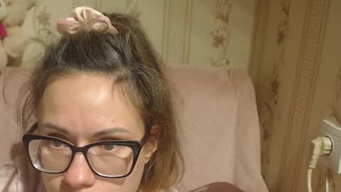 say meow and send tip  online show from November 13, 4:39 pm