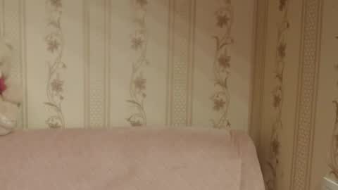 say meow and send tip  online show from November 19, 11:43 am