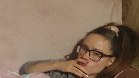 say meow and send tip  online show from November 23, 6:52 pm