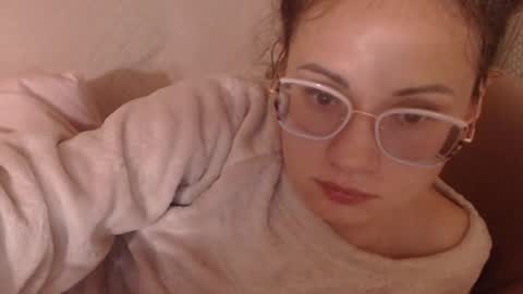 say meow and send tip  online show from May 2, 10:37 pm