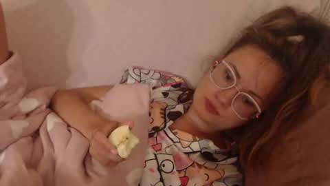 say meow and send tip  online show from July 6, 1:41 pm