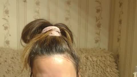 say meow and send tip  online show from September 16, 7:09 am