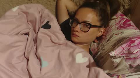 say meow and send tip  online show from September 17, 5:36 pm