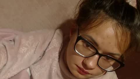 say meow and send tip  online show from October 23, 8:29 pm