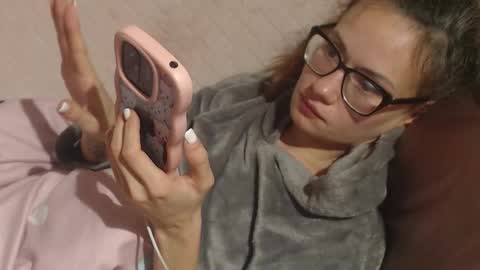 say meow and send tip  online show from November 5, 2:11 am