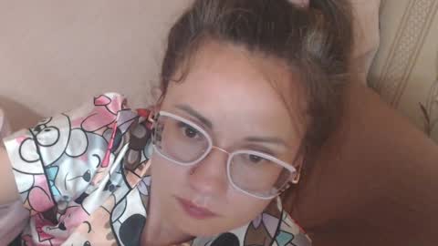 Snapshot of flowercandydoll13 chatting on May 15, 11:56 pm say meow and send tip online show from May 15, 11:56 pm