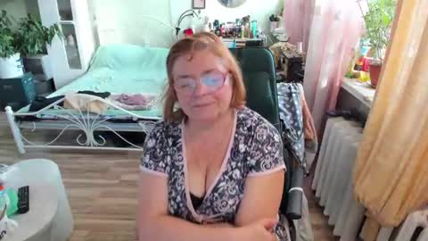 Flowerlower online show from June 18, 4:55 pm