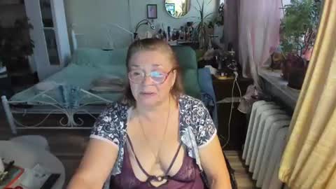 Flowerlower online show from July 28, 6:20 pm
