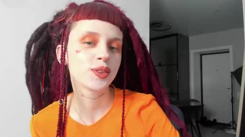 Snapshot of flowerofsin2001 chatting on March 3, 3:42 pm Flower online show from March 3, 3:42 pm