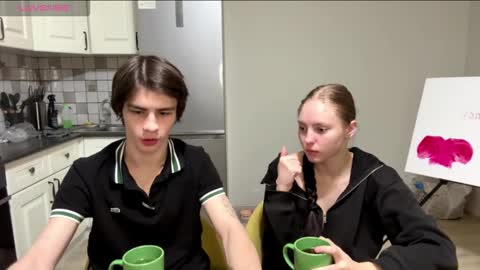 flowerscouple online show from March 6, 10:06 pm