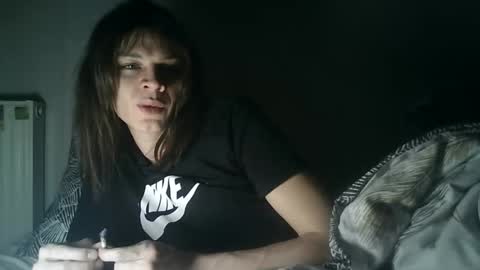 Snapshot of flowpinou chatting on December 19, 9:29 am Emmy online show from December 19, 9:29 am