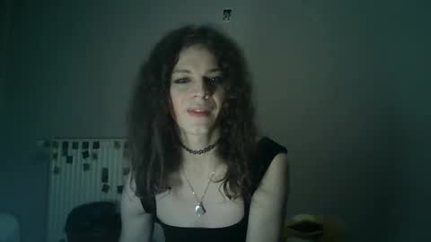 Snapshot of flowpinou chatting on September 17, 2:02 am Emmy online show from September 17, 2:02 am