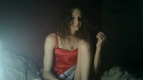 Snapshot of flowpinou chatting on October 30, 12:23 am Emmy online show from October 30, 12:23 am