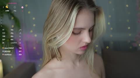 Adeline online show from December 2, 3:03 pm