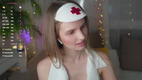 Adeline online show from December 28, 3:15 pm