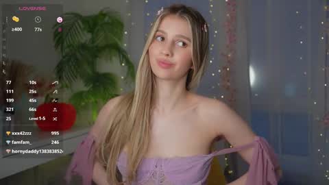 Adeline online show from March 3, 3:09 pm