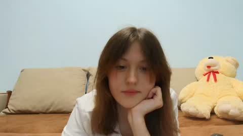 fluffy_dolll online show from July 28, 8:52 pm