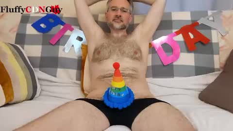 Snapshot of fluffycdnguy chatting on June 26, 9:19 pm Fluffy Canadian Guy online show from June 26, 9:19 pm