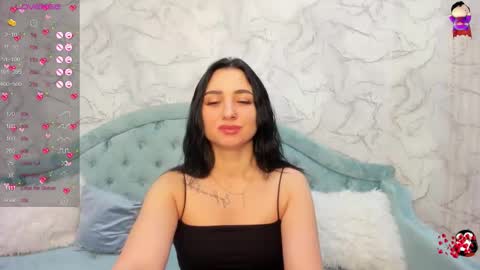 Snapshot of flufyfoxx chatting on November 6, 11:48 pm Lina online show from November 6, 11:48 pm