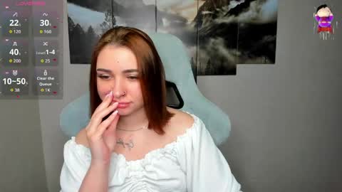 Lina online show from June 6, 12:05 am