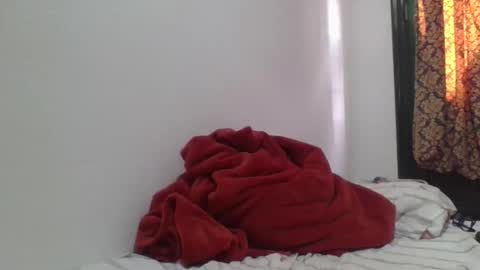 flylen online show from February 10, 10:19 am